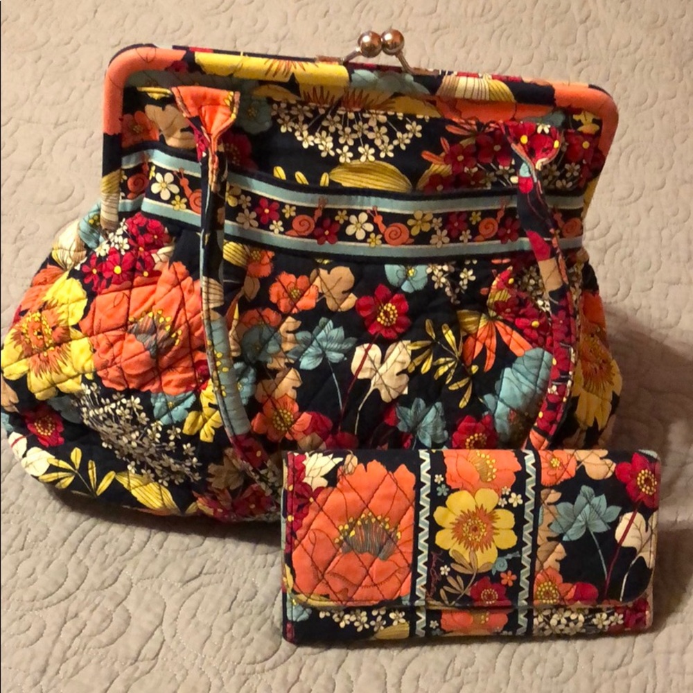 Vera Bradley Alice bag & wallet in Happy Snails